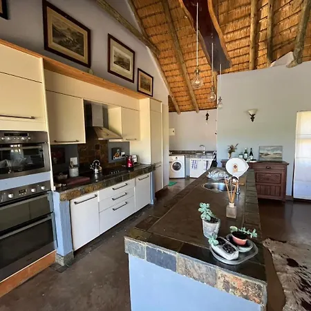 Mpofu Lodge Bergview Exterior photo