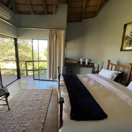 Mpofu Lodge Bergview Exterior photo